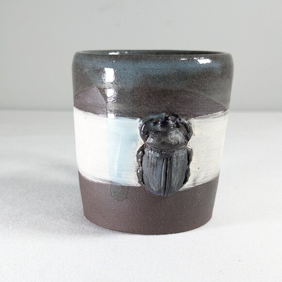 Handmade ceramic beetle mug, creepy bug mug gift for brother, entomologist gift - Picture 2 of 6
